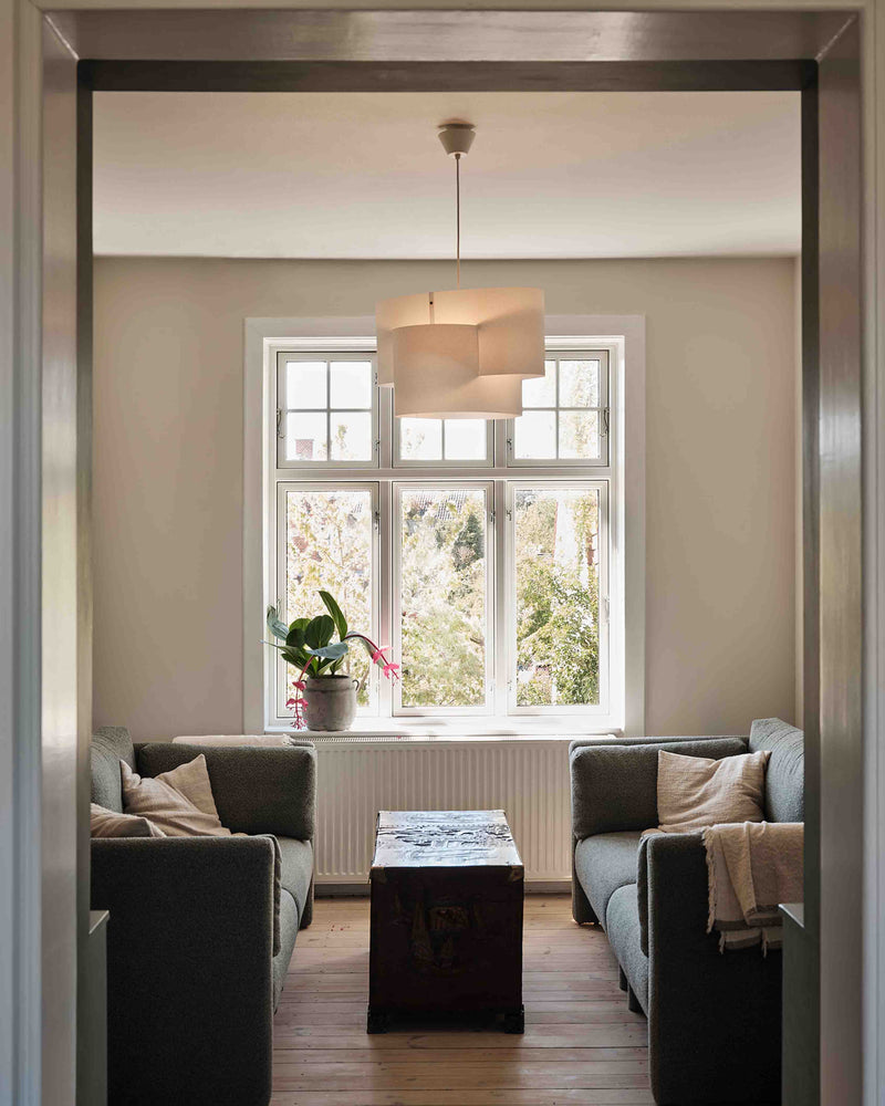 Sekiun 50 in a home living room setting
