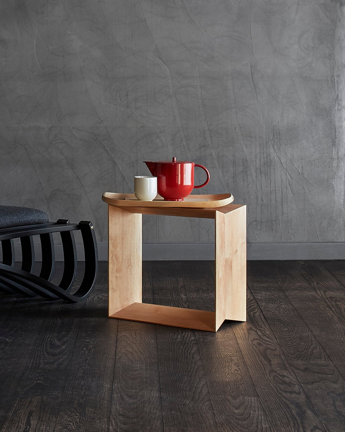Reflex Oak Stool | Motarasu